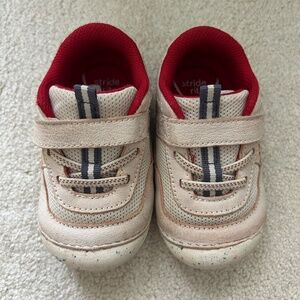 Stride Rite size 6W toddler shoes